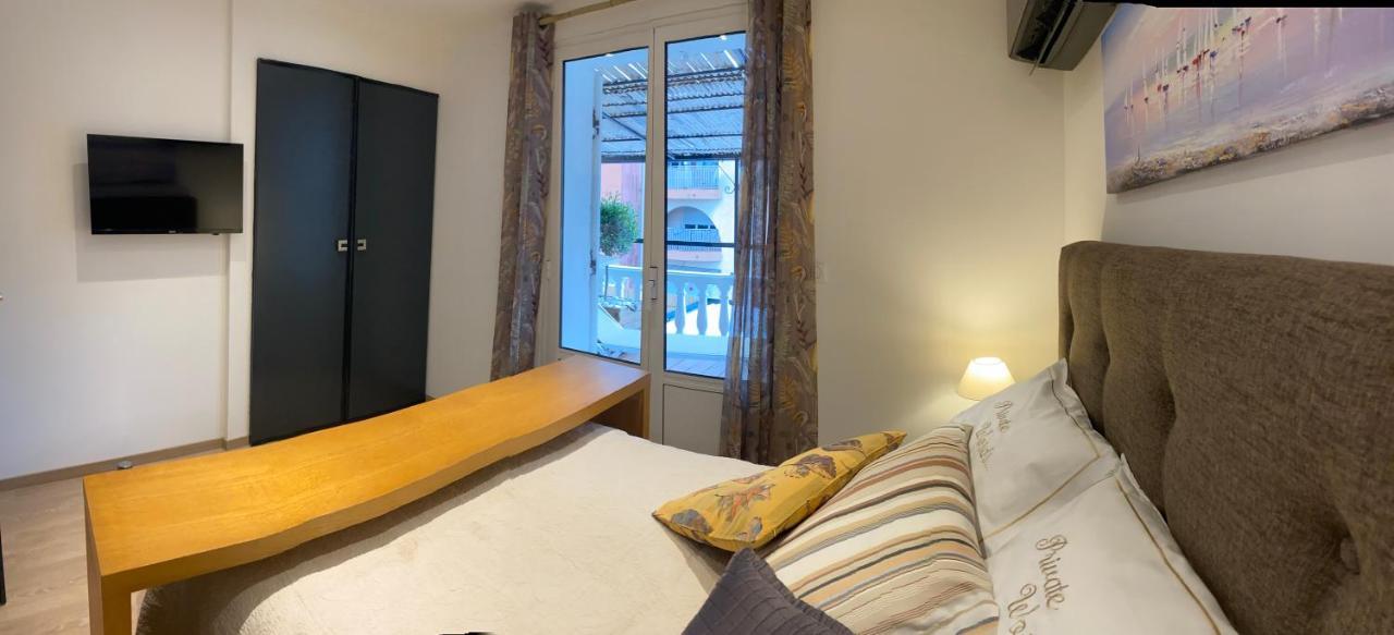 Maison Luxe Little Boheme, Port Saint Tropez Villa *